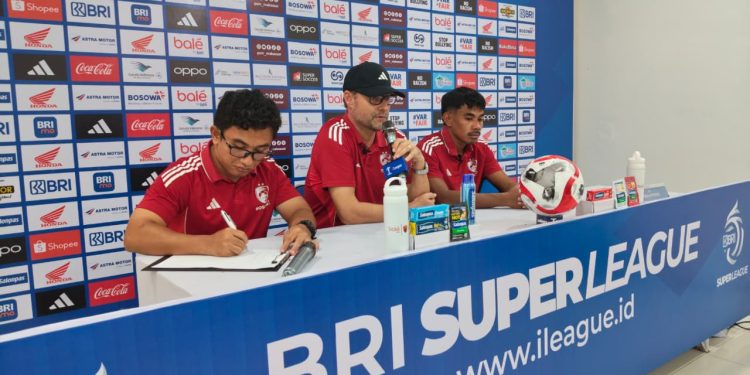 Trucha Berusaha Hentikan Tren Kekalahan Melawan Bali United