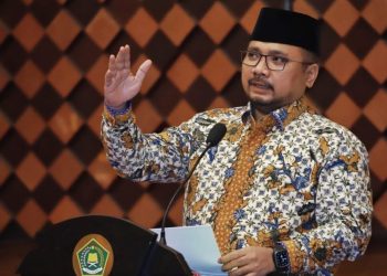 Gus Yaqut Buka soal Kasus Dana Haji di Pansus tapi Diminta Jokowi ke Prancis