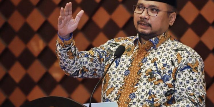 Gus Yaqut Buka soal Kasus Dana Haji di Pansus tapi Diminta Jokowi ke Prancis