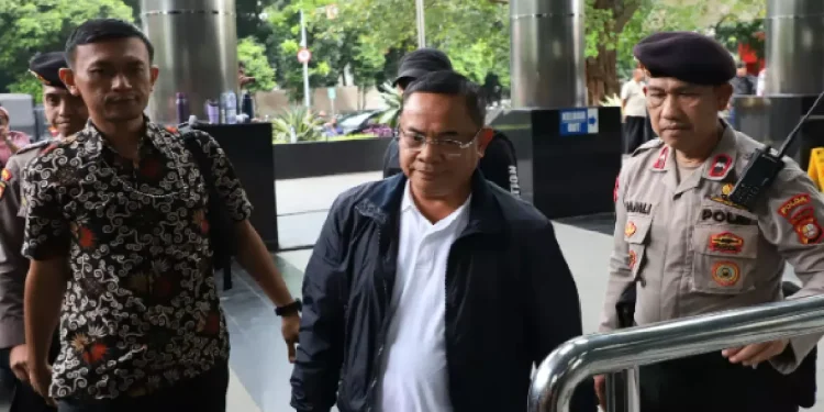 KPK Tahan Wali Kota Madiun dan Bupati Pati, Uang Disita Capai Rp3 Miliar