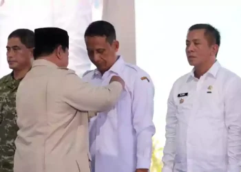 Bupati Bojonegoro Terima Satyalancana Wira Karya dari Presiden Ini Penyebabnya