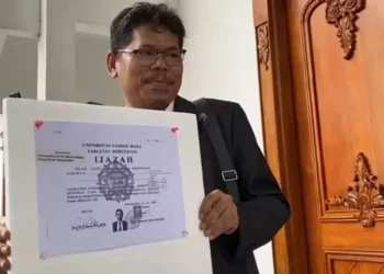 Ahli Baru Hadir di Tengah Polemik Ijazah Jokowi, Ketua Kagama Ingatkan Jangan Hanya Cari Panggung