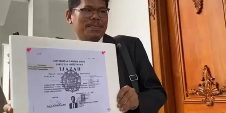 Ahli Baru Hadir di Tengah Polemik Ijazah Jokowi, Ketua Kagama Ingatkan Jangan Hanya Cari Panggung