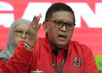 Komentari Pernyataan Prabowo tentang Pihak yang Senang Bencana di Sumatera, Hasto Tegaskan Bukan PDIP